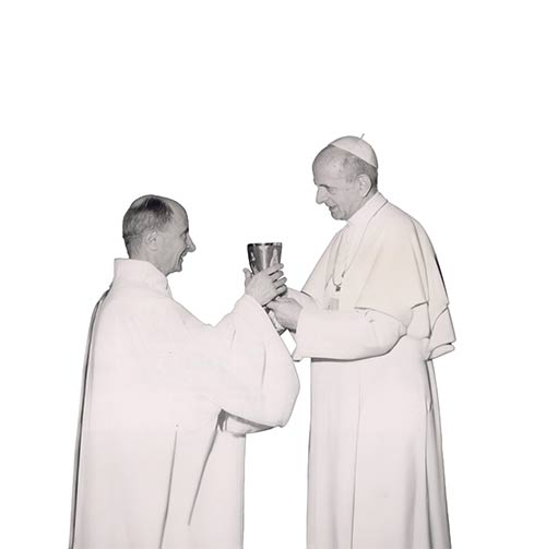 Pere-Caffarel-et-Paul-VI-1970-calice
